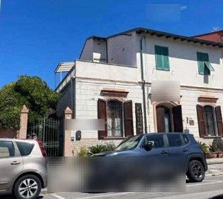 Foto Appartamento in Via dell'Ordine di Santo Stefano 149, Pisa di 127 m²