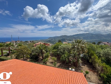 Foto Villa unifamiliare in Contrada Santo Paolo snc, Patti di 500 m²