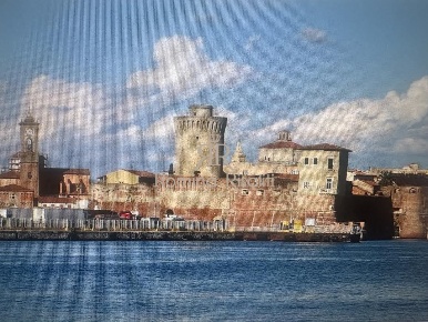 Foto Appartamento a Livorno di 110 m² con 6 locali in vendita