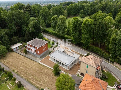Foto Villa bifamiliare in via Lambro, Lesmo di 120 m² con 4 locali