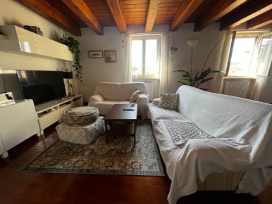 Foto Appartamento in VIA MATAS 40, Ancona di 80 m² con 4 locali in affitto