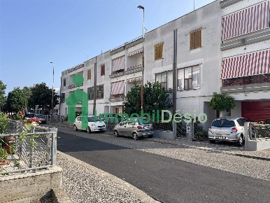 Foto Villa a schiera a Bernalda di 180 m² con 9 locali in vendita