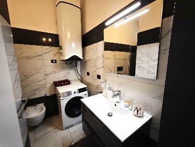 Foto Appartamento in Viale Sabotino 16, Milano di 90 m² con 3 locali