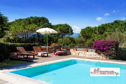 Foto Villa unifamiliare a San Teodoro di 180 m² con 4 locali in affitto