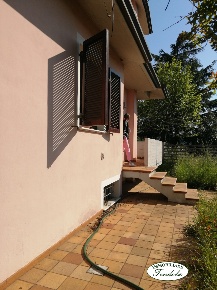 Foto Villa a schiera a Fosdinovo di 190 m² con 6 locali in vendita