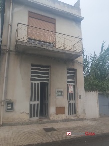 Foto Villa unifamiliare in strada statale 113, Spadafora di 210 m²