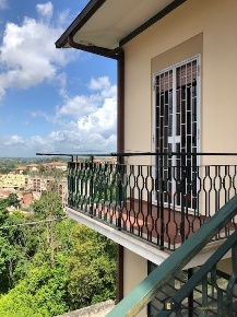 Foto Appartamento a Poggio Mirteto di 150 m² con 3 locali in vendita