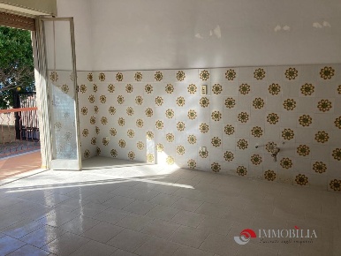 Foto Appartamento a Montebello Jonico di 120 m² con 4 locali in vendita