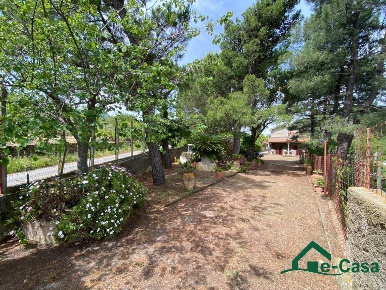 Foto Villa unifamiliare in CONTRADA NAPPERI, Santa Lucia del Mela di 226 m²
