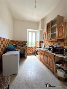 Foto Appartamento a Montopoli di Sabina di 80 m² con 2 locali in vendita