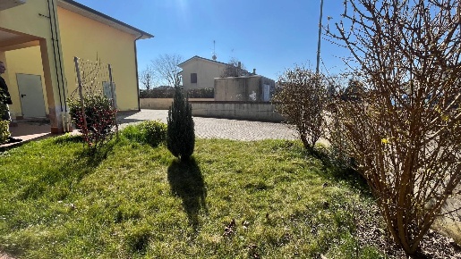 Foto Appartamento a San Benedetto Po di 85 m² con 3 locali in vendita