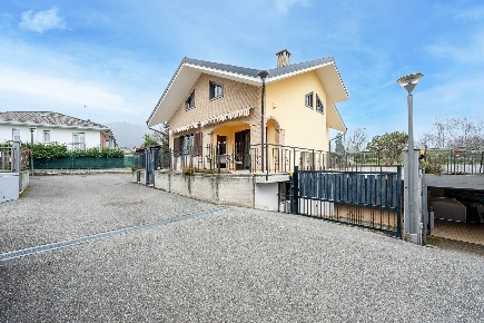 Foto Villa singola in Via San Gillio, Givoletto in vendita