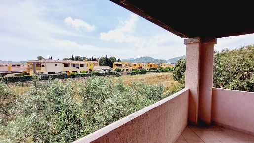 Foto Appartamento in via mannironi, Budoni di 87 m² con 5 locali in vendita