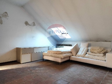 Foto Appartamento a Esine di 100 m² con 4 locali in vendita