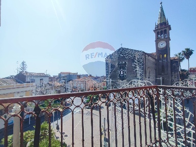 Foto Appartamento in VIA DEI SAVOIA, Calatabiano di 150 m² con 4 locali
