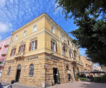 Foto Appartamento in Corso Cavour, Carloforte di 220 m² con 5 locali