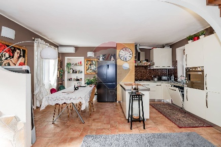 Foto Appartamento in VIA CEREGALLO, San Zenone al Lambro di 109 m²