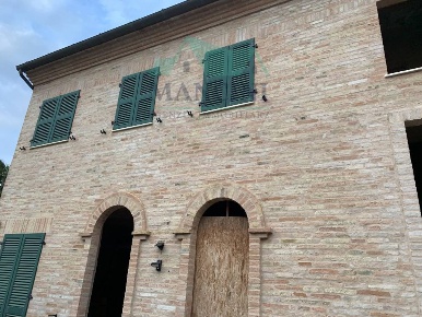 Foto Villa a schiera in COLLINA, Santa Maria Nuova di 90 m² con 2 locali