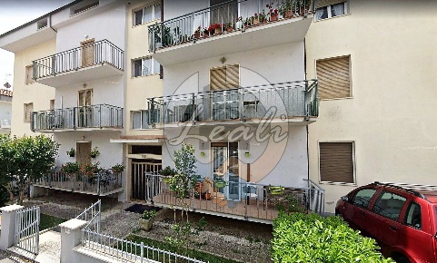 Foto Appartamento in VIA ENRICO MATTEI, Castelraimondo di 110 m² in vendita