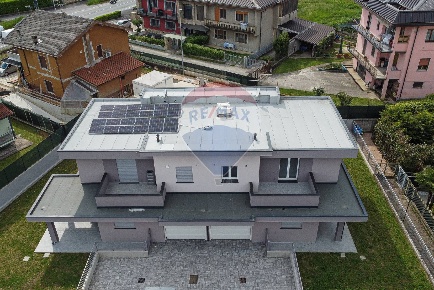 Foto Villa bifamiliare a Busnago di 173 m² con 4 locali in vendita