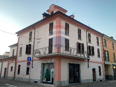 Foto Appartamento in Via Altino, Dorno di 173 m² con 4 locali in vendita