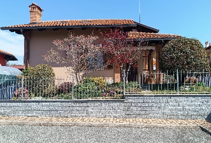 Foto Villa singola in Via Verdi, San Francesco al Campo di 305 m²