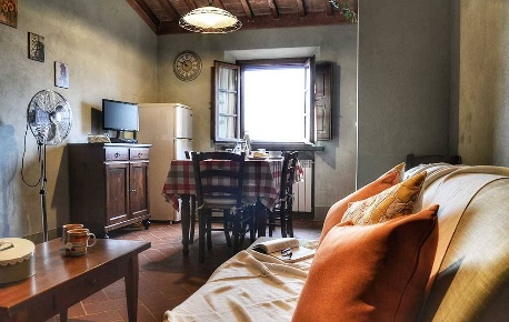 Foto Appartamento in Via Cesare Battisti, Crespina Lorenzana di 40 m²