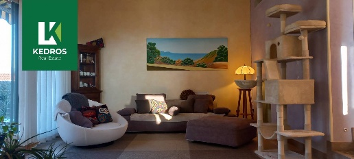 Foto Villa unifamiliare in Via Turconi, Cantello di 265 m² con 6 locali