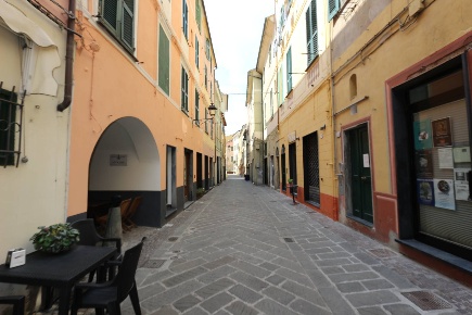 Foto Appartamento in Via Repetto, Albissola Marina di 65 m² con 3 locali