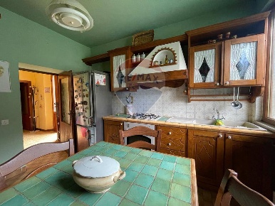 Foto Appartamento in FABBRICHE DI CASABASCIANA Via Fabbriche, di 146 m²