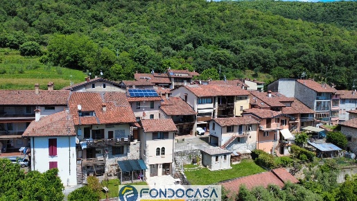 Foto Appartamento a Monticelli Brusati di 92 m² con 3 locali in vendita