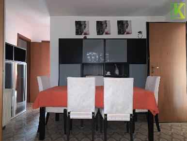 Foto Appartamento in Via Martiri Ignoti 4, Viggiù di 70 m² con 3 locali
