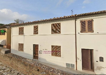 Foto Villa a schiera in via roma, Terre Roveresche di 160 m² con 6 locali