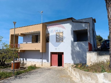 Foto Villa singola in Via della mamma, Santa Margherita di Belice di 192 m²