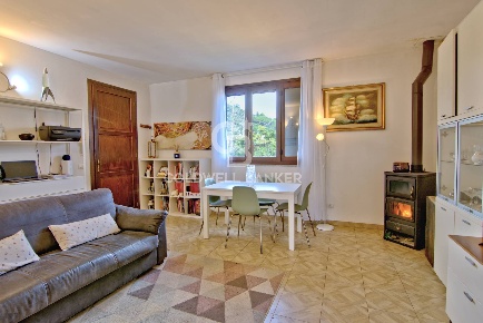Foto Appartamento in Via della Costa, Campo nell'Elba di 85 m² con 4 locali