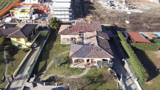 Foto Appartamento in VIA DON MOTTIRONI, Carnago di 100 m² con 2 locali