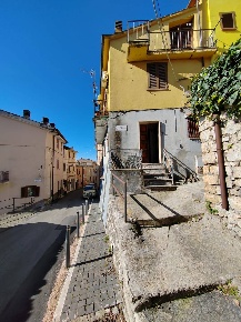 Foto Appartamento in via Rattazzi, Roccagorga di 75 m² con 3 locali