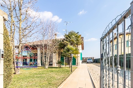 Foto Villa singola in VIA ANDREA FERRARI, Castello d'Argile di 227 m²