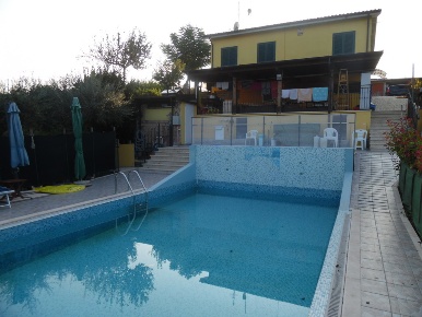 Foto Villa unifamiliare in Contrada Carpineto, Monsampolo del Tronto