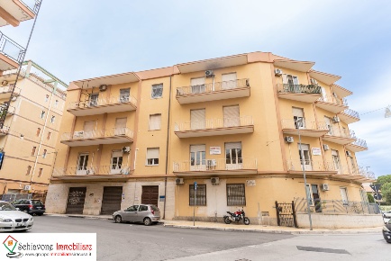 Foto Appartamento a Siracusa Tica - Zecchino di 163 m² con 5 locali