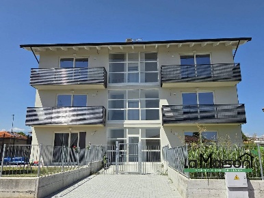 Foto Appartamento in via monte rosa, Strambino di 105 m² con 4 locali