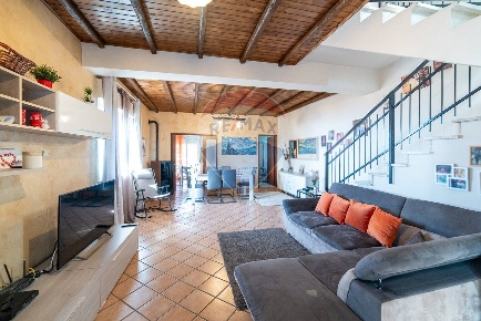 Foto Villa a schiera in VIA MASSERIA LOCO GRANDE, Ragalna di 142 m²