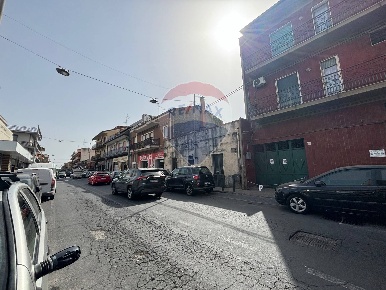 Foto Appartamento in via nazionale, Camporotondo Etneo di 180 m² in vendita