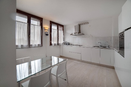 Foto Appartamento in VIA MANDELLI, Sulbiate di 184 m² con 5 locali