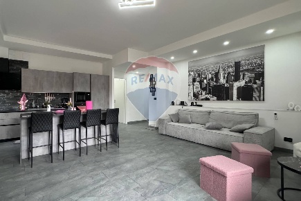 Foto Appartamento in Piazza manzoni, Monte San Vito di 116 m² con 5 locali