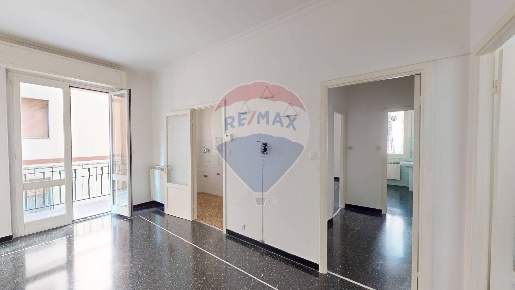 Foto Appartamento in Via A. De Gasperi, Campomorone di 87 m² con 5 locali