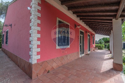 Foto Villa singola in Contrada Poggio Impiso, Vizzini di 194 m² in vendita