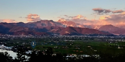 Foto Appartamento in Via Colombo, Ameglia in vendita