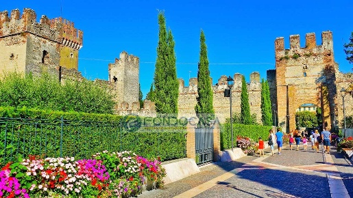 Foto Villa singola a Lazise in vendita