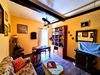 Foto Appartamento in via Borgo Vecchio, Caprarola di 34 m² con 2 locali